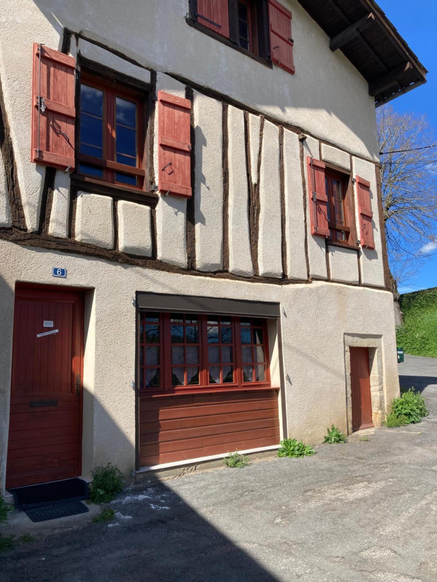 Chez Stella 1 Piece Canape Lit Deux Personnes, Cuisine, Sdb Separee Caylus Exterior photo
